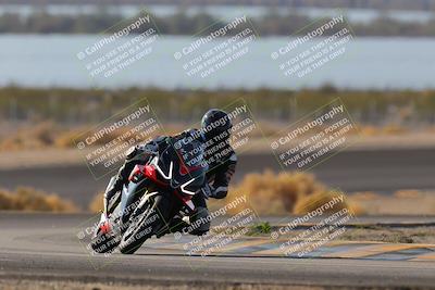 media/Dec-18-2022-SoCal Trackdays (Sun) [[8099a50955]]/Turn 14 (940am)/